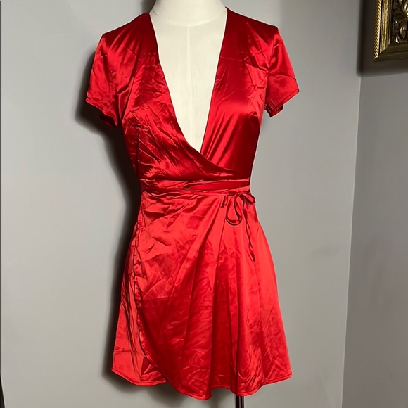 Dolls Kill x Tiger Mist Seeing You Red Satin Wrap Dress XS - Picture 1 of 6